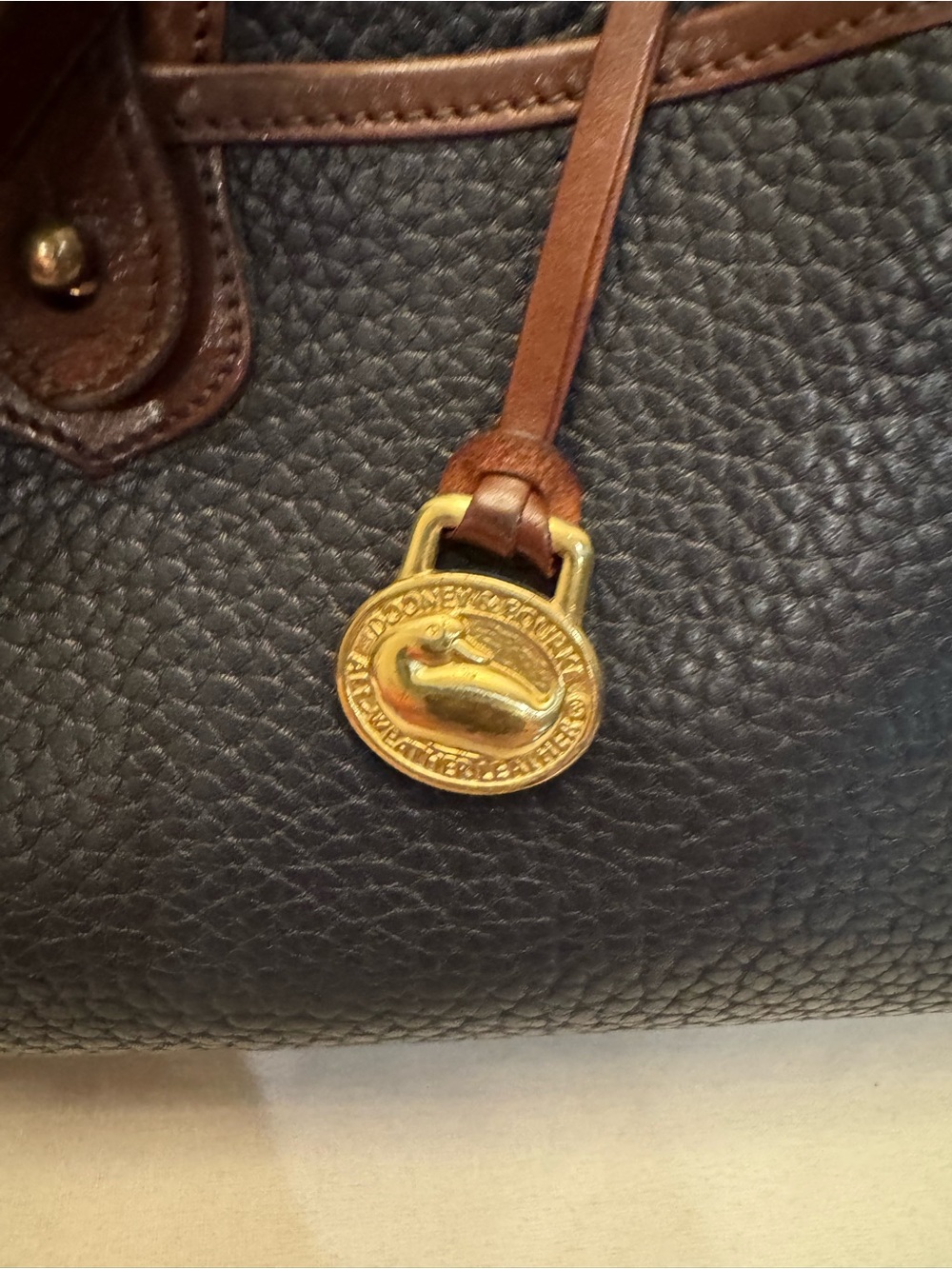 Vintage Dooney & Bourke AWL Navy Satchel Bag Made in USA Duck Fob Strap A6 - Picture 4 of 13